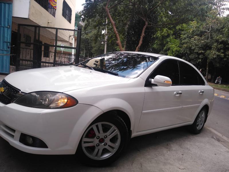 Chevrolet Optra • 2009 • 117,000 km 8