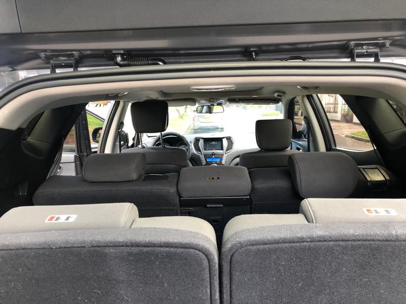 Hyundai Santa Fe • 2016 • 116,000 km 4