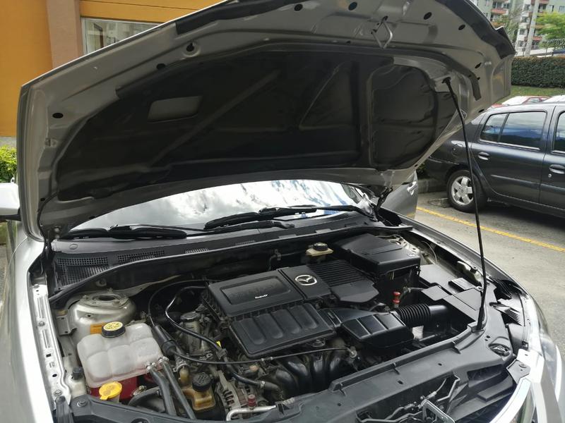 Mazda 3 • 2008 • 139,443 km 1