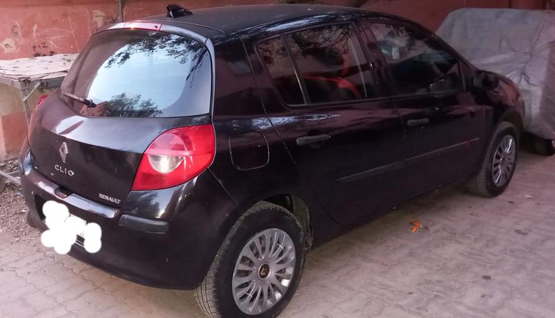 Renault Clio • 2007 • 182,000 km 1