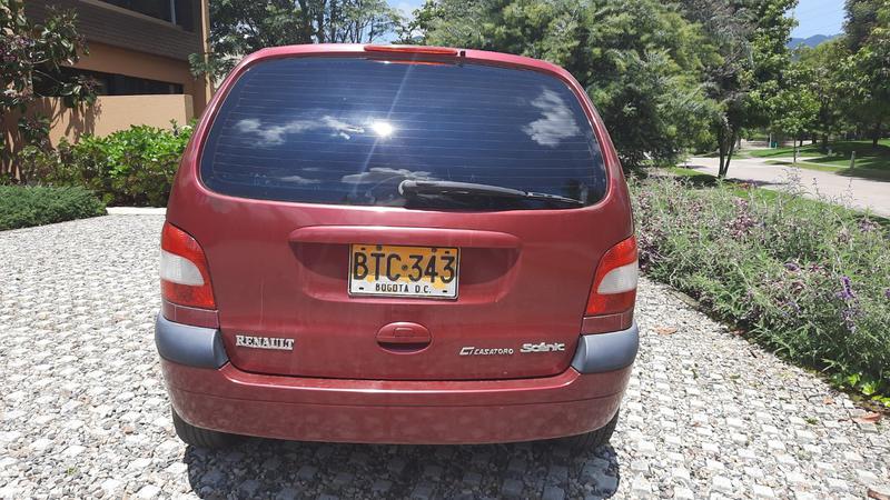 Renault Scénic • 2005 • 117,000 km 4