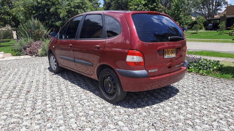 Renault Scénic • 2005 • 117,000 km 5