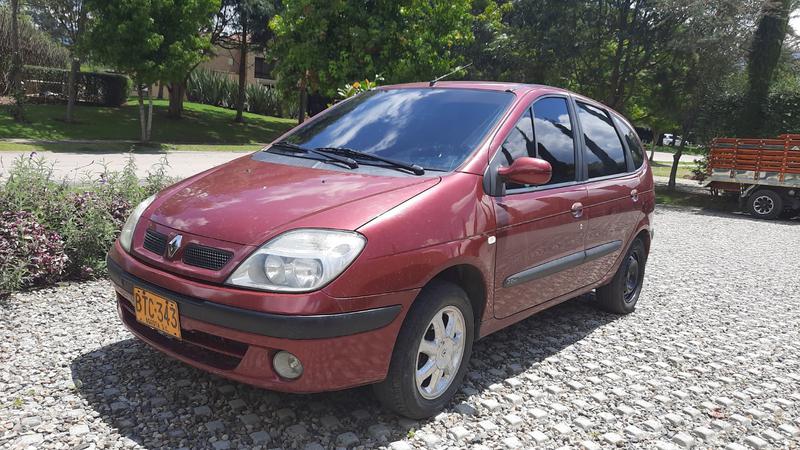 Renault Scénic • 2005 • 117,000 km 8
