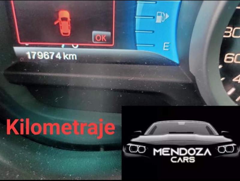 Ford Explorer • 2011 • 179,674 km 12