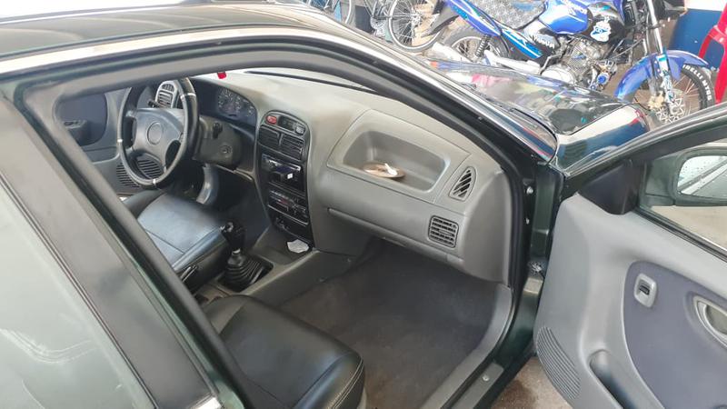 Chevrolet Camaro • 1998 • 231,300 km 8