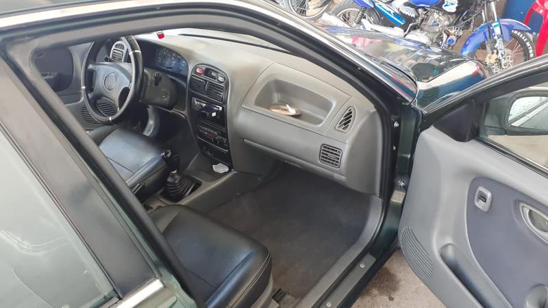 Chevrolet Camaro • 1998 • 231,300 km 6