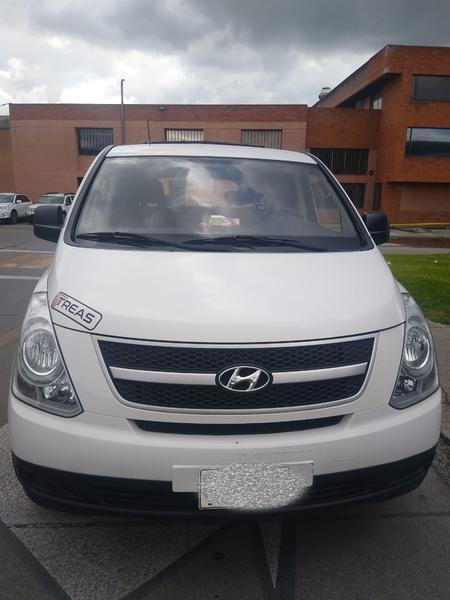 Hyundai H1 Van • 2013 • 97,000 km 2
