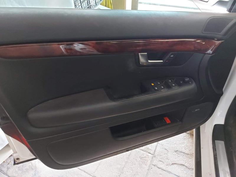 Audi A4 • 2008 • 150,000 km 10