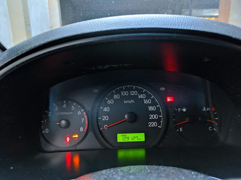 Hyundai H1 Bus • 2012 • 109,000 km 4