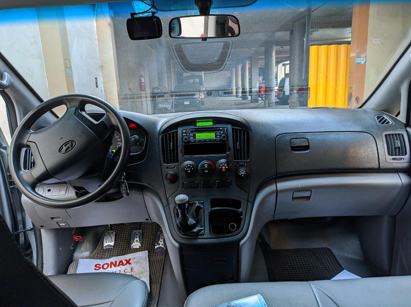 Hyundai H1 Bus • 2012 • 109,000 km 9