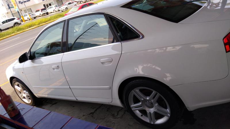 Audi A4 • 2008 • 150,000 km 3