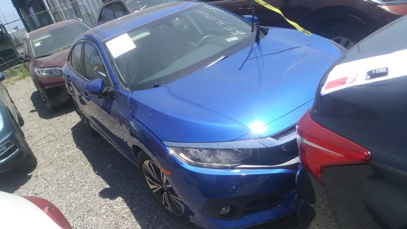 Honda Civic • 2016 • 70,000 km 3