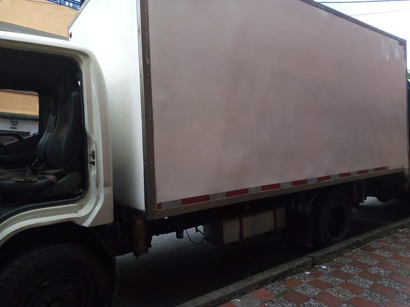 Foton View • 2012 • 200,000 km 1
