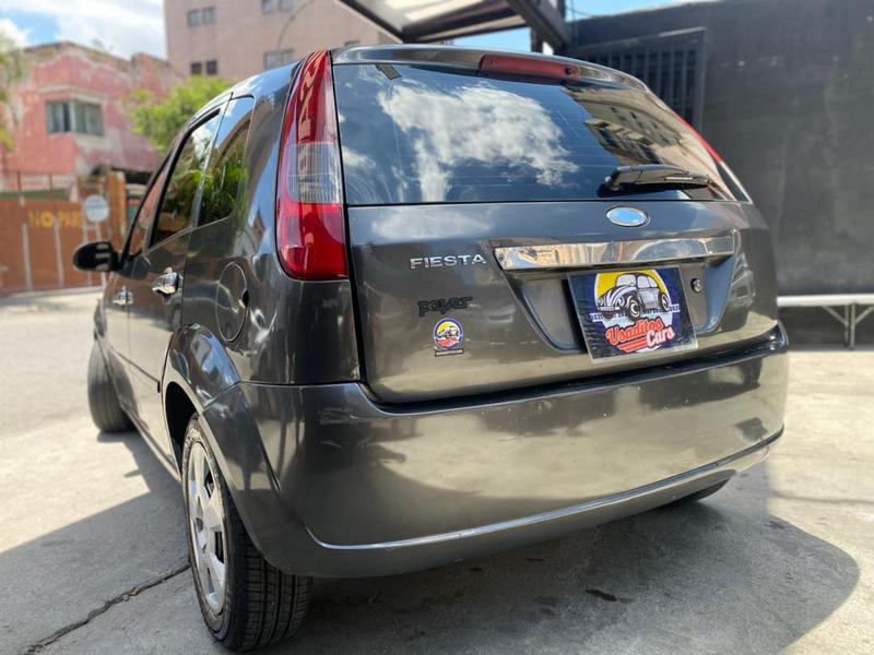 Ford Fiesta • 2007 • 188,000 km 2