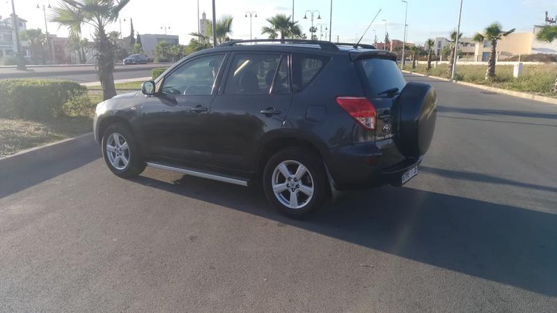 Toyota RAV4 • 2009 • 180,000 km 1