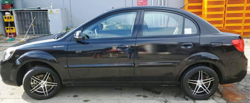 Kia Rio • 2012 • 113,000 km 10