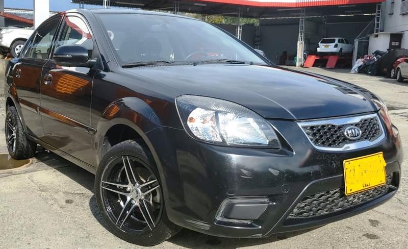 Kia Rio • 2012 • 113,000 km 5