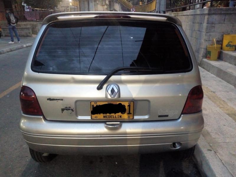 Renault Twingo • 2007 • 152,844 km 9