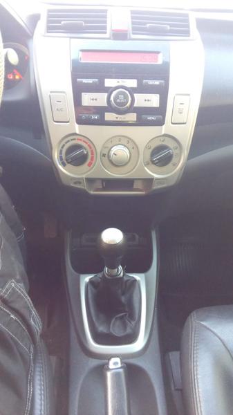 Honda City • 2010 • 117,000 km 5