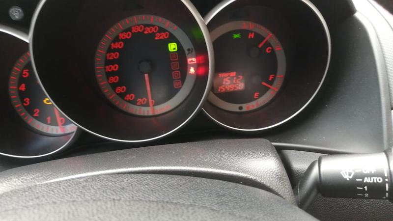Mazda 3 • 2008 • 155,000 km 1