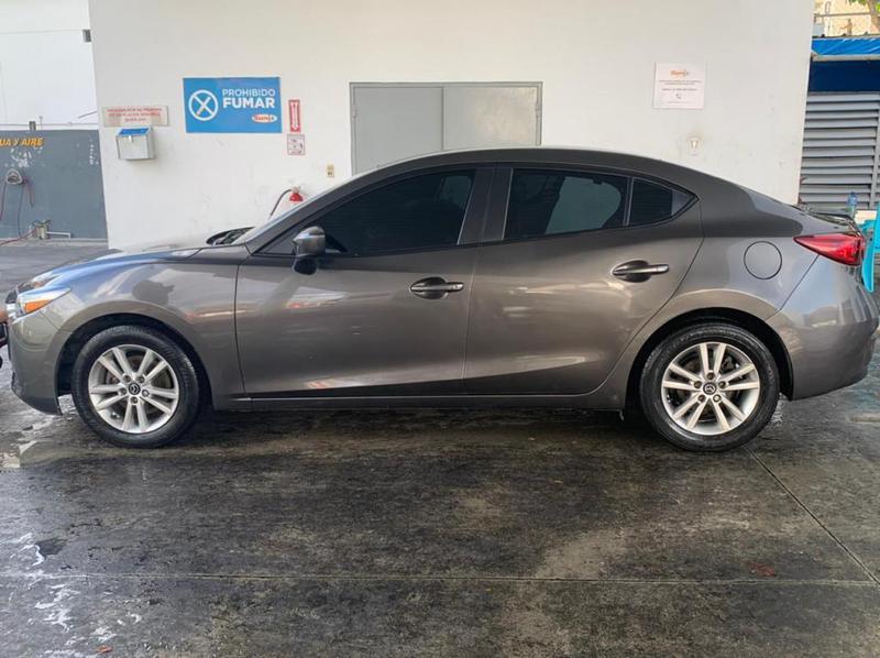 Mazda 3 • 2017 • 112,000 km 10