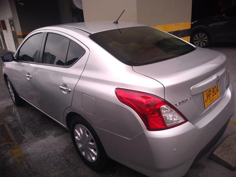 Nissan Versa • 2017 • 78,000 km 4