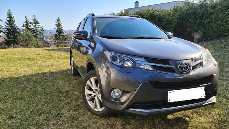 Toyota RAV4 • 2013 • 187,000 km 3