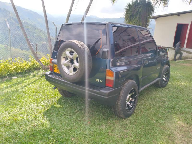 Chevrolet 1500 • 2007 • 115,000 km 9