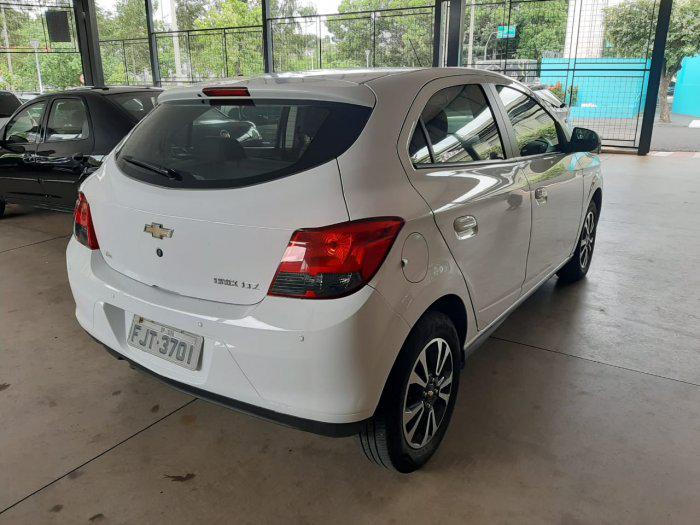 Chevrolet Onix • 2014 • 58,311 km 4