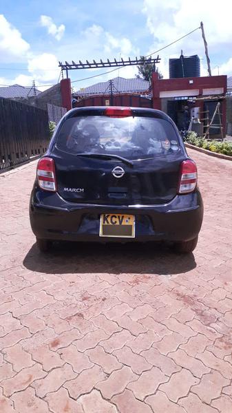Nissan March • 2013 • 400 km 3