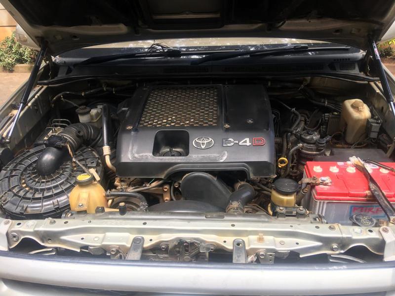 Toyota Hilux • 2008 • 97 km 3