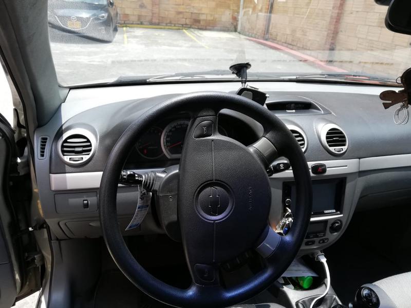 Chevrolet Optra • 2009 • 117,000 km 10