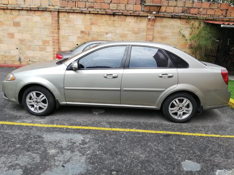 Chevrolet Optra • 2009 • 117,000 km 7
