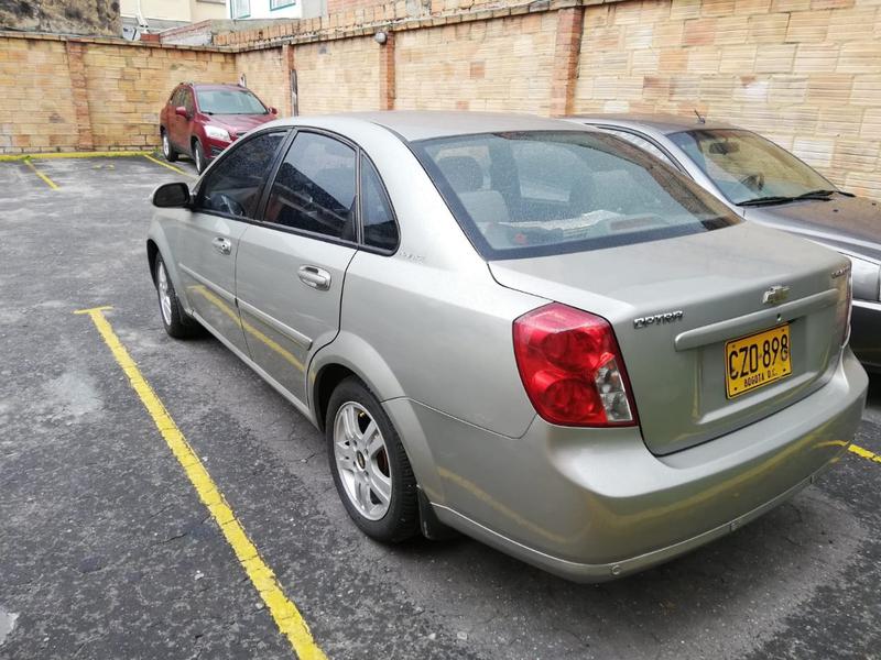 Chevrolet Optra • 2009 • 117,000 km 3