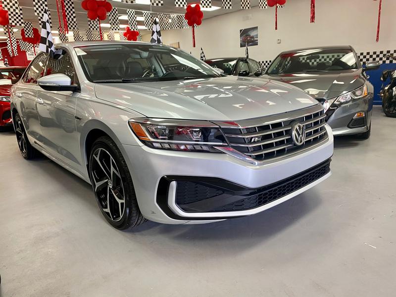 Volkswagen Passat • 2020 • 33,950 km 3