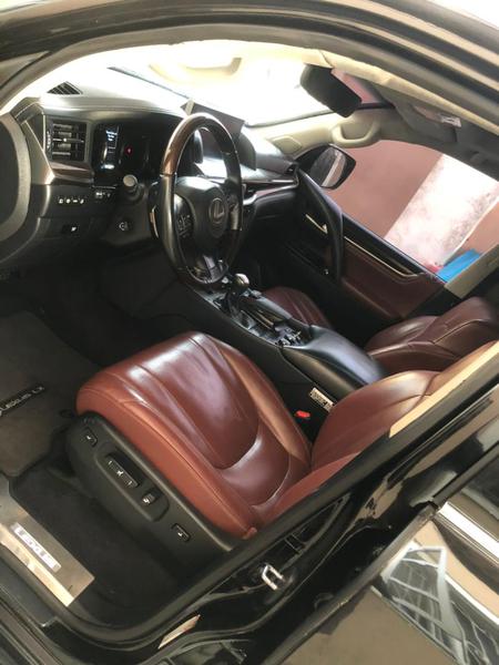Lexus LX • 2017 • 190,000 km 3