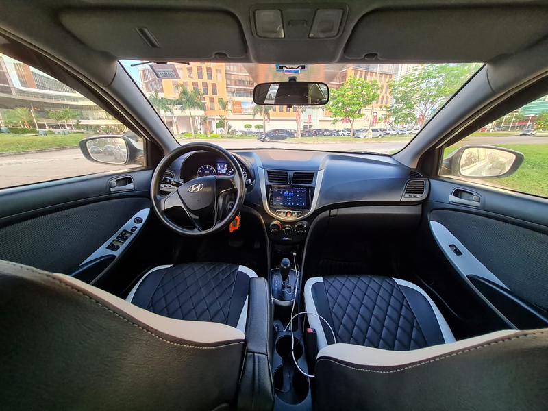 Hyundai Accent • 2013 • 181,000 km 10