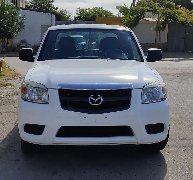 Mazda BT • 2014 • 222,000 km 1