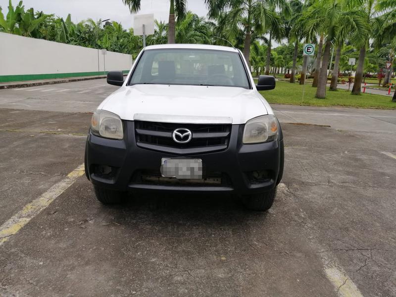 Mazda BT • 2008 • 140,000 km 1