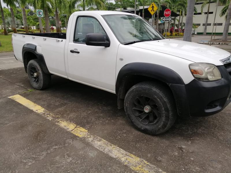 Mazda BT • 2008 • 140,000 km 2