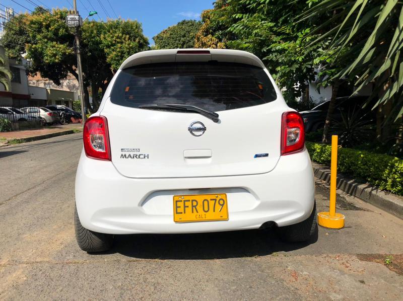 Nissan March • 2018 • 38,000 km 8