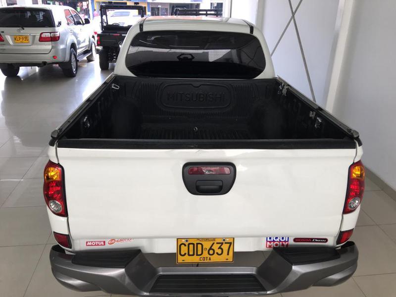 Mitsubishi L200 • 2015 • 3,000 km 1