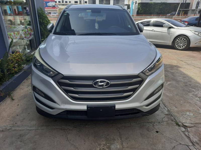 Hyundai Tucson • 2016 • 85,000 km 2