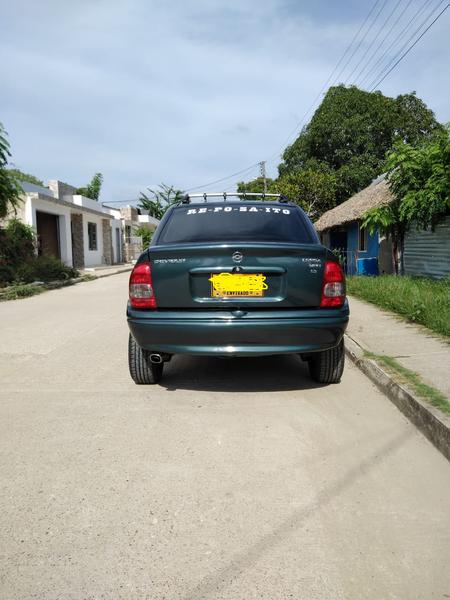 Chevrolet Corsa • 1997 • 234,130 km 3