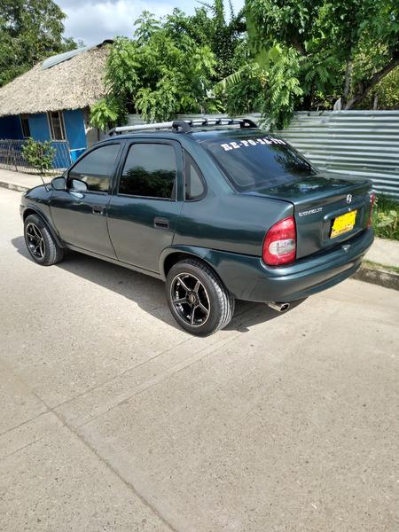 Chevrolet Corsa • 1997 • 234,130 km 5