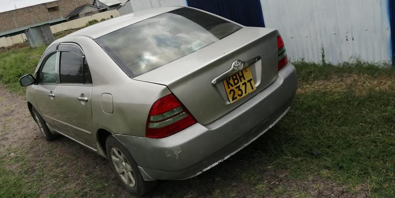 Toyota Corolla • 2002 • 270,000 km 7