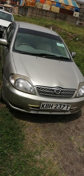 Toyota Corolla • 2002 • 270,000 km 4