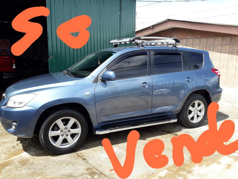 Toyota RAV4 • 2010 • 145,000 km 1