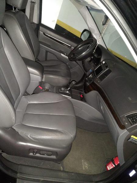 Hyundai Santa Fe • 2012 • 1 km 6