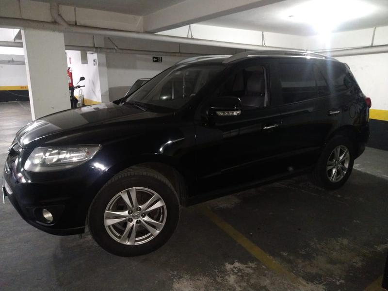 Hyundai Santa Fe • 2012 • 1 km 1